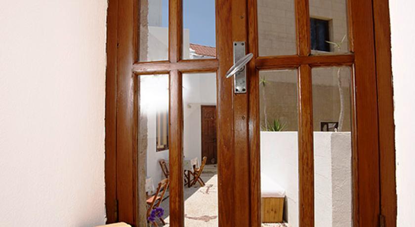 Lindos Center Studios Camera foto